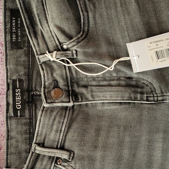 Guess High Rise Skinny Jeans - Picture 6 of 8